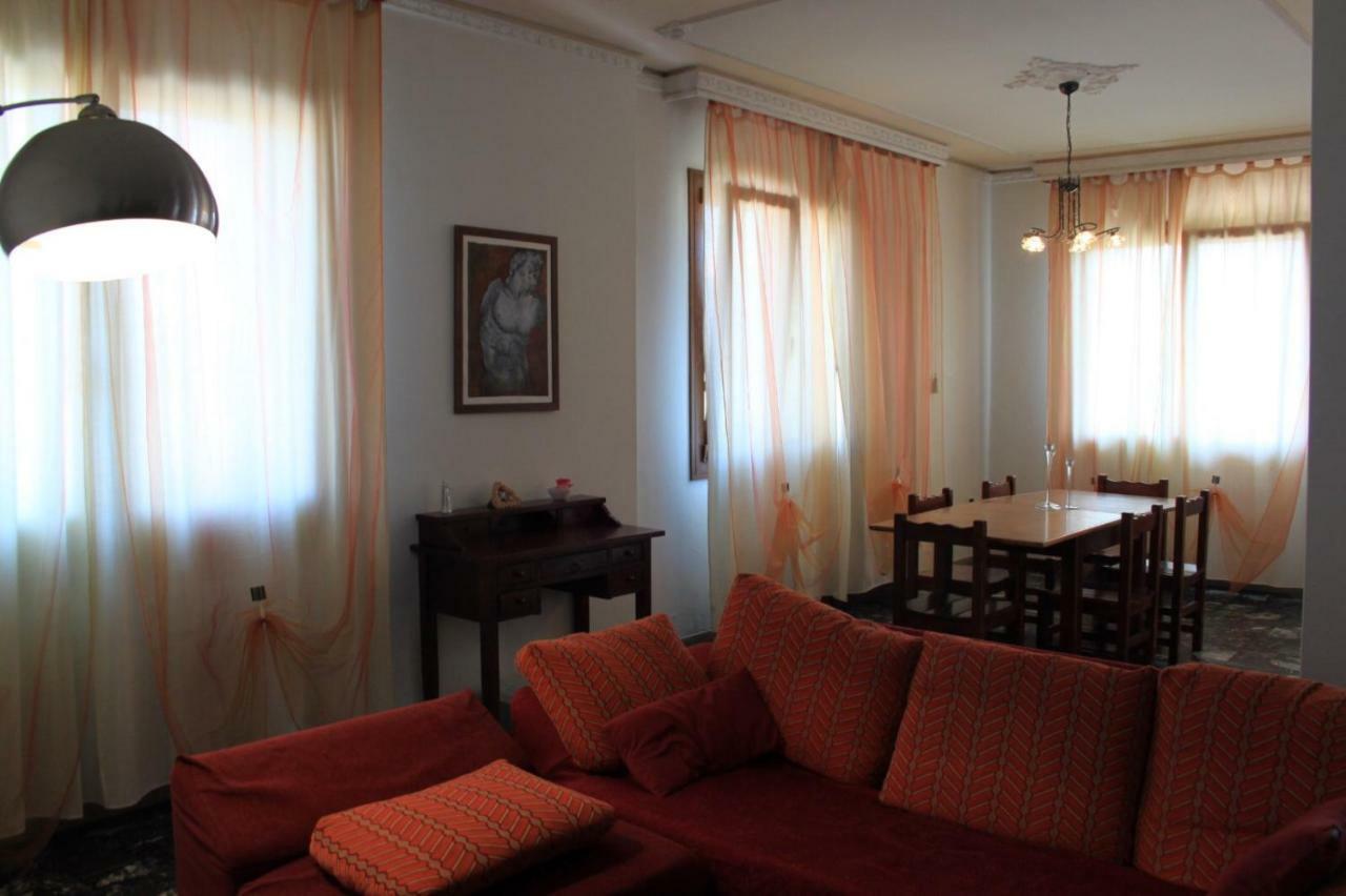 San Trovaso Casa Vacanza Pina מראה חיצוני תמונה